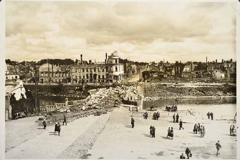 Ülesvõtteid Tartu põlemisest.