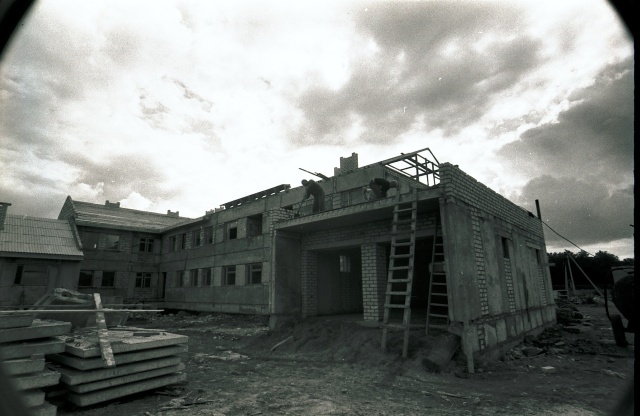 fotonegatiiv Koeru Ambulatooriumi ehitus 1990