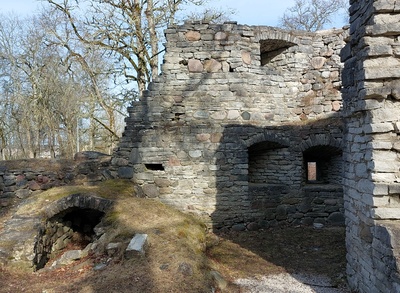 Padise kloostri varemed: detail (kahuritorn?) rephoto