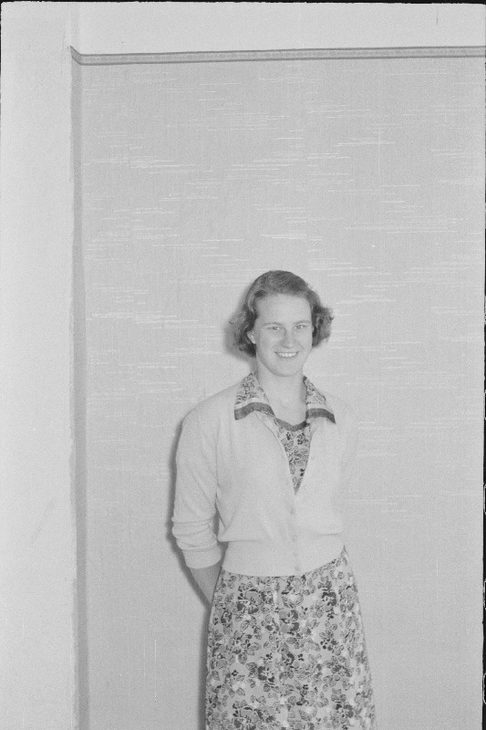 Neiu fotograafile  poseeerimas .