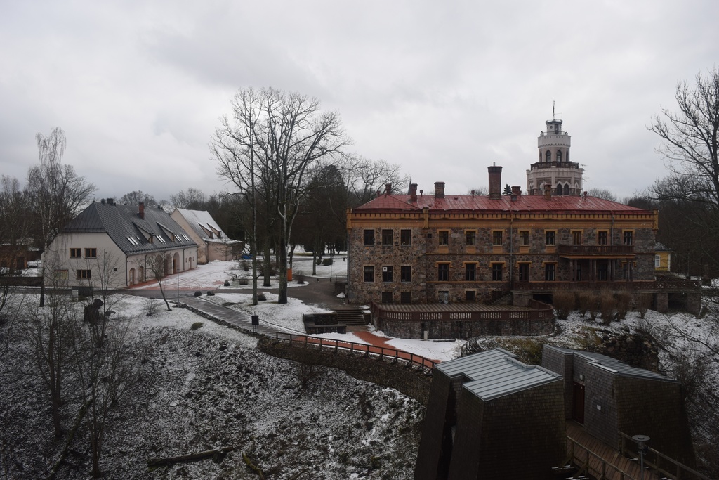 Sigulda, Siguldas pilsēta, LV-2150, Latvia - panoramio (66) - Sigulda New Castle, seen from Sigulda Old Castle Ruins, Latvia