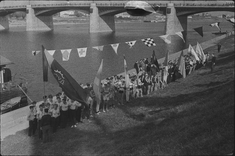 Nõukogude Liidu noorte esivõistlused sõudmises.