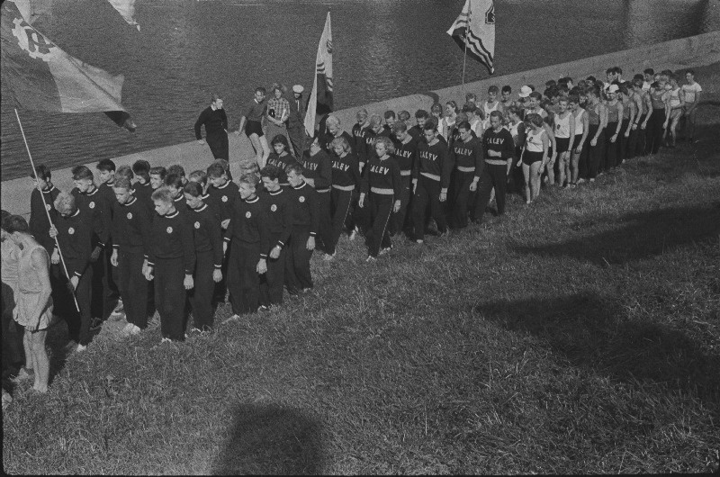 Nõukogude Liidu noorte esivõistlused sõudmises.