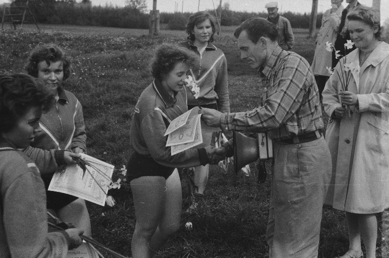 Emajõe karikavõistlused sõudmises.