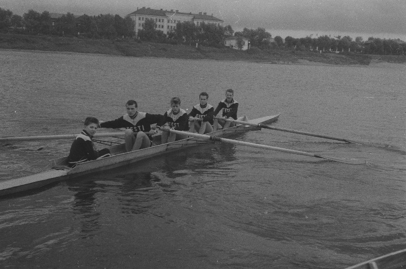 Sõudjate kavadhooaeg Tartus.