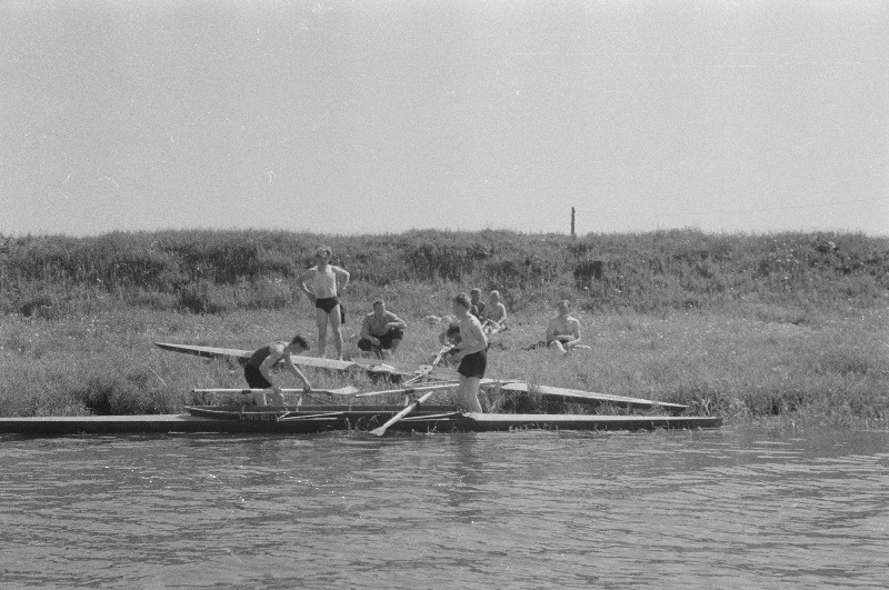 Emajõe karikavõistlused sõudmises.