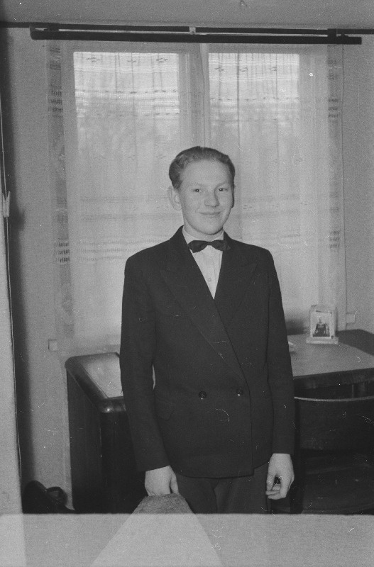 fotod Jüri Kuruli perest ja tuttavatest.