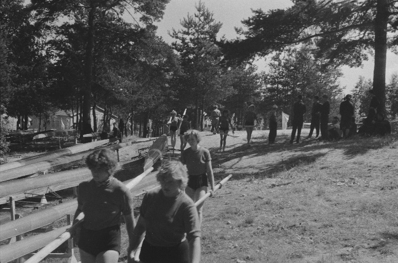 Sõudmine. Võistustel Kavgolovos.