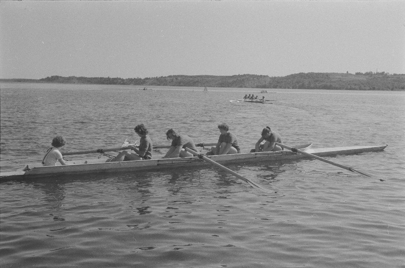 Sõudmine. Võistustel Kavgolovos.