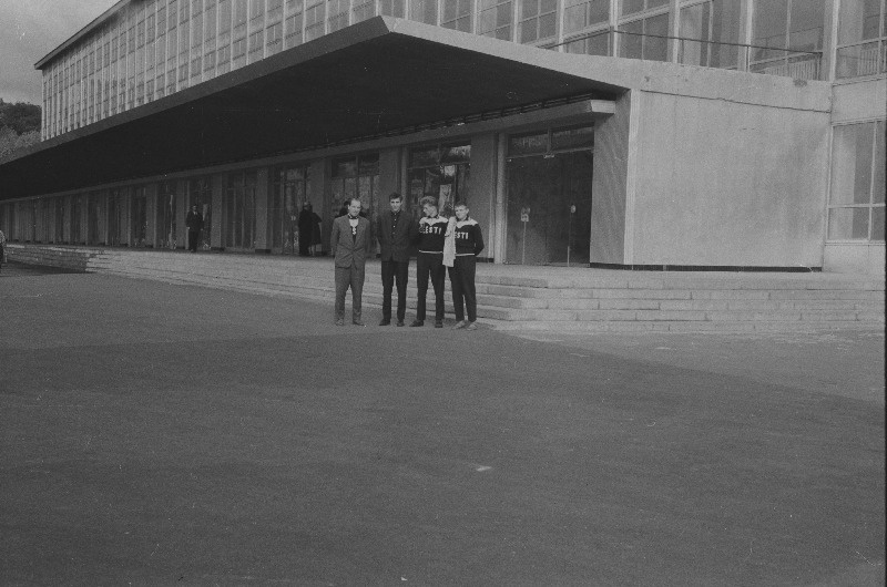 Trakai külastamine ja sõudmine.