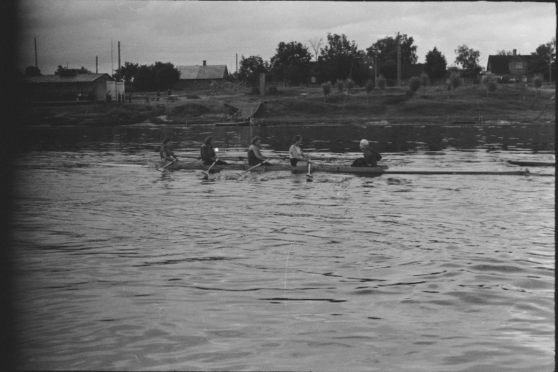 Sõudmine. Laager Nõukogude Liidu Rahvaste Spartakiaadi ettevalmistamiseks.