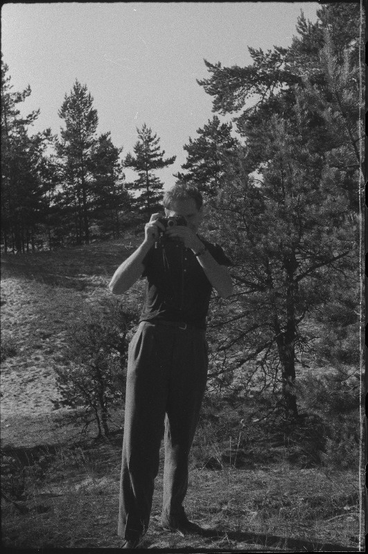 Balti noorte võistlused sõudmises. Fotograaf pildistamas.