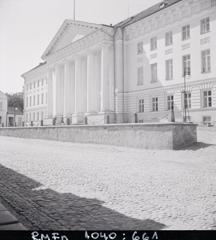 Tartu, Tartu Ülikooli peahoone