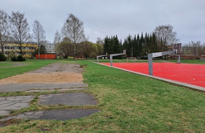 Tartu XV keskkool. Esimene koolipäev. 01.09.1985.a. rephoto