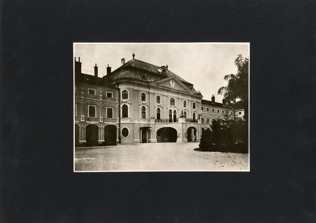 Révhelyi Elemér képei