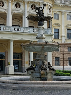 Ganymed-Brunnen-Bratislava - This media shows the protected monument with the number 101-40/0 CHMSK/101-40/0,CHMSK/101-40(other) in the Slovak Republic. rephoto