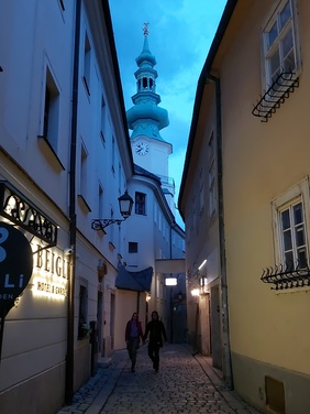 Révhelyi Elemér képei, Mihály-torony a pozsonyi Bástya utca rephoto