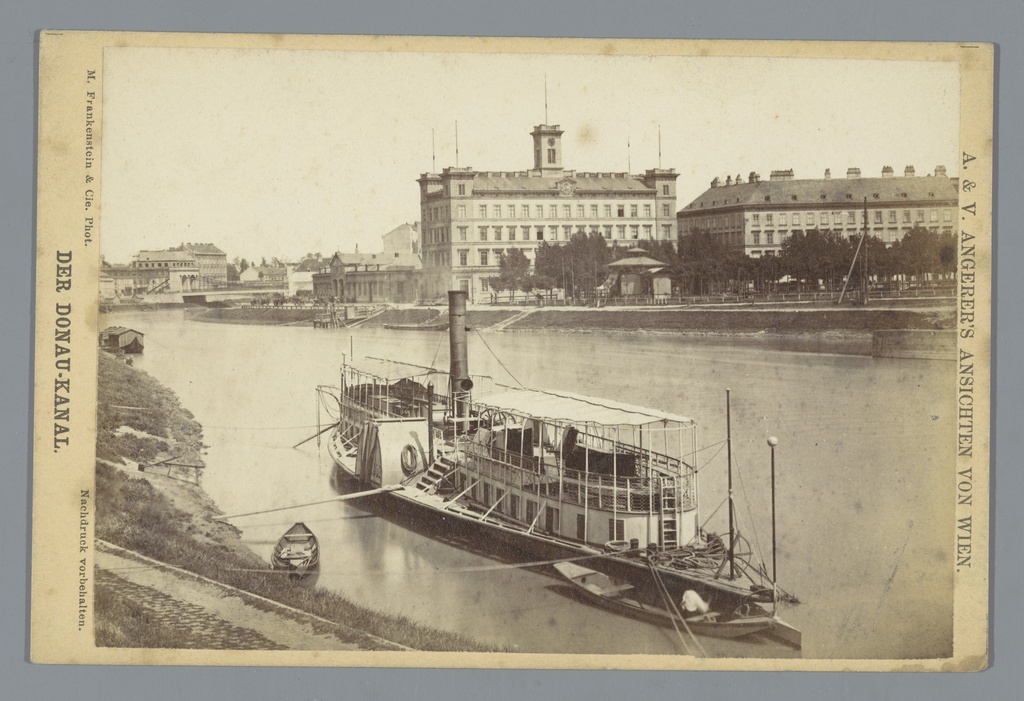 Gezicht op de Donau met een boot in Wenen, Der Donau-Kanal, A. & V. Angerer's Ansichten von Wien