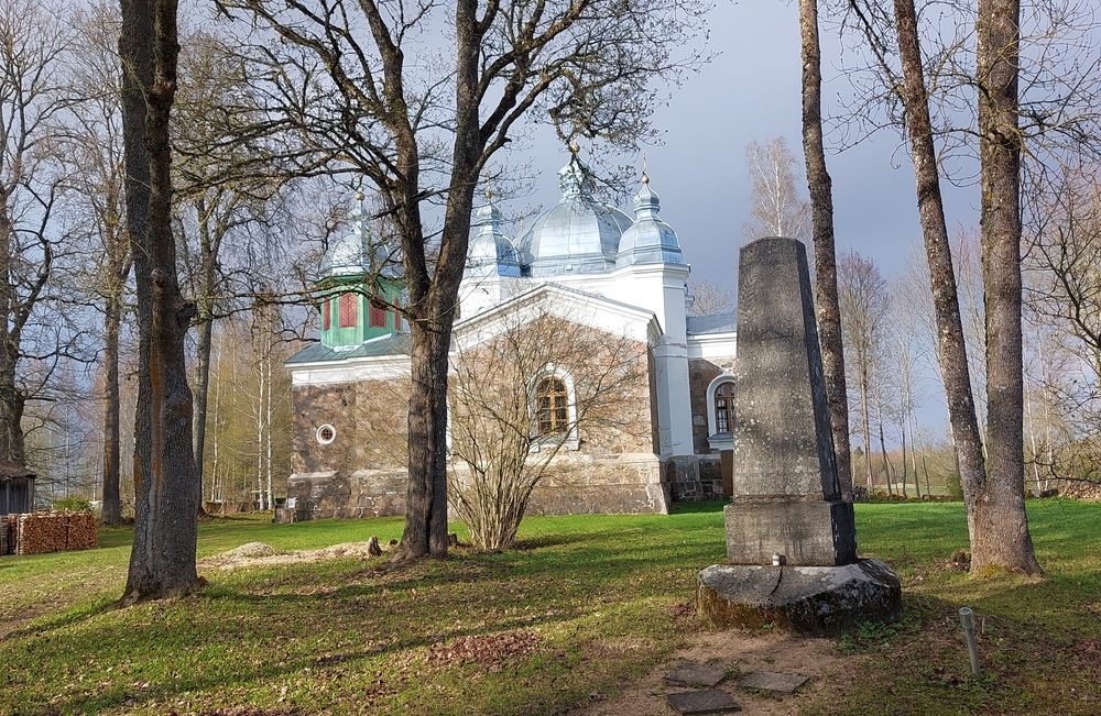 The Orthodox Church of Kolga-Jaani in Lalsi village and the honor of the fallen in the War of Liberty rephoto