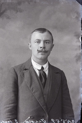 Sukk.  duplicate photo