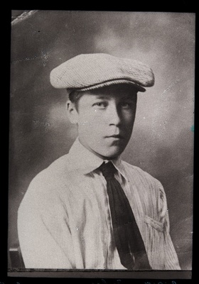 Mehe foto, (25.03.1919 fotokoopia, tellija Gönberg).  similar photo