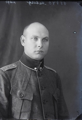 Alamleitnant Johann Aleksander Asberg (alates 1937 Aspre).  duplicate photo