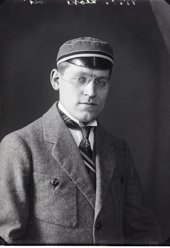 Korporatsioon Vironia liige Elmar Osvald Leoke.