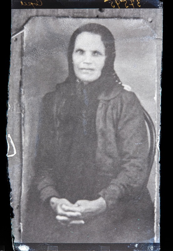 Naise foto, (07.03.1922 fotokoopia, tellija Kuski).