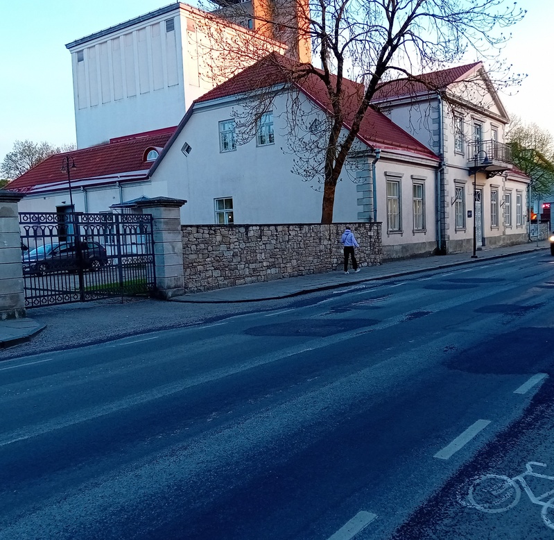 Kuressaare Teatri auto: väljasõit mandrile (etendus "Puunukk seikleb") rephoto