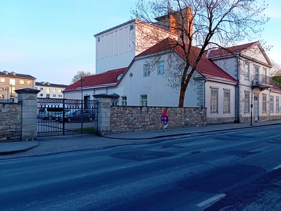 Kuressaare, Eesti Seltsi maja restaureerimine rephoto