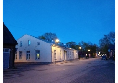 Kuressaare linn: Kuressaare Eesti Seltsi esimesed üüriruumid, hiljem Linnakool ja Kuressaare Merekool. rephoto