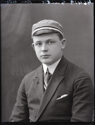 Üliõpilane Suits.  similar photo