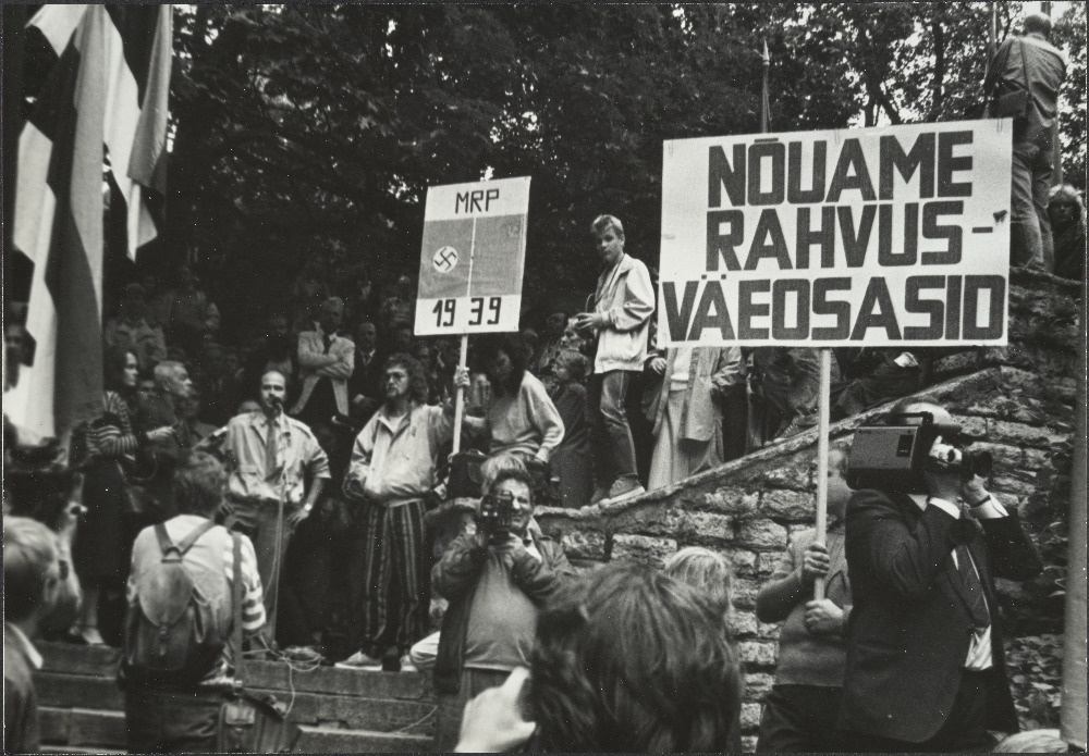 Miiting Hirvepargis Molotov-Ribbentropi lepingu sõlmimise aastapäeval.