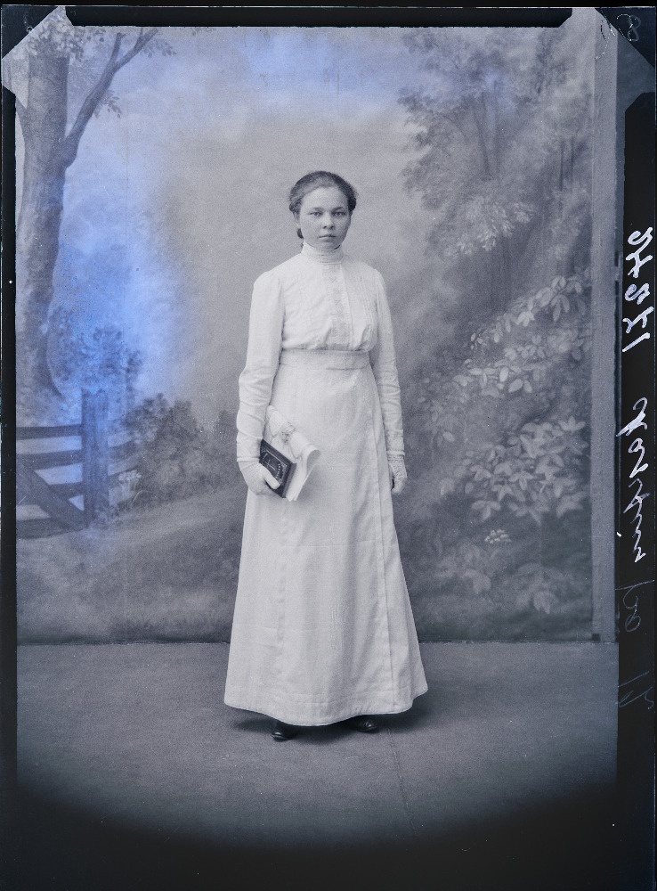 Leerilaps Anna Maksim, (Mõisaküla, Kargle maja).