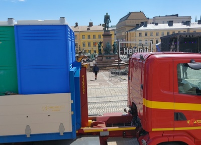 Helsingin valtaus 1918, saksalaisten apujoukkojen paraati Senaatintorilla 14.4.1918 rephoto