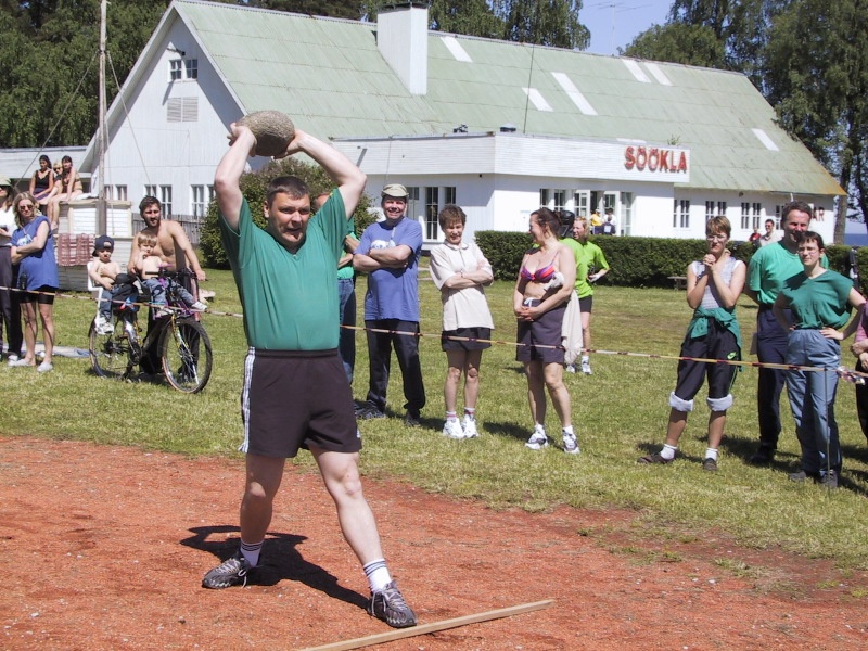 Maavalitsuste suvemängud 2000