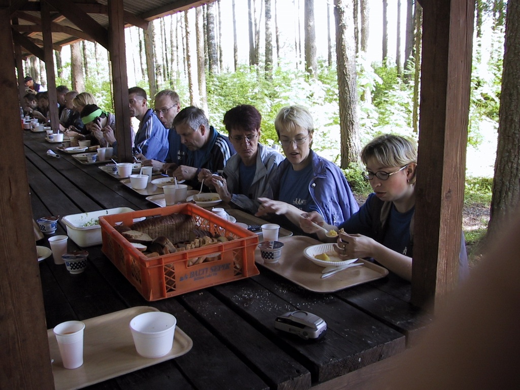 Maavalitsuste suvemängud 2002