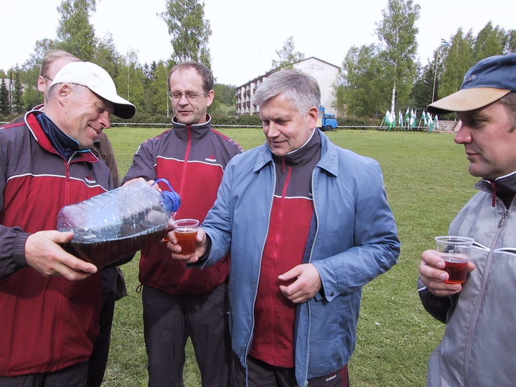 Maavalitsuste suvemängud 2004