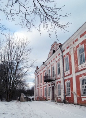 Main building of Liigvalla Manor. Outdoor view. rephoto