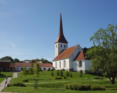 Rakvere kirik. Vaade kirikule rephoto