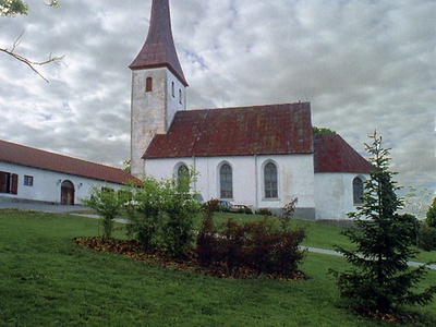 Kolmainu kirik rephoto