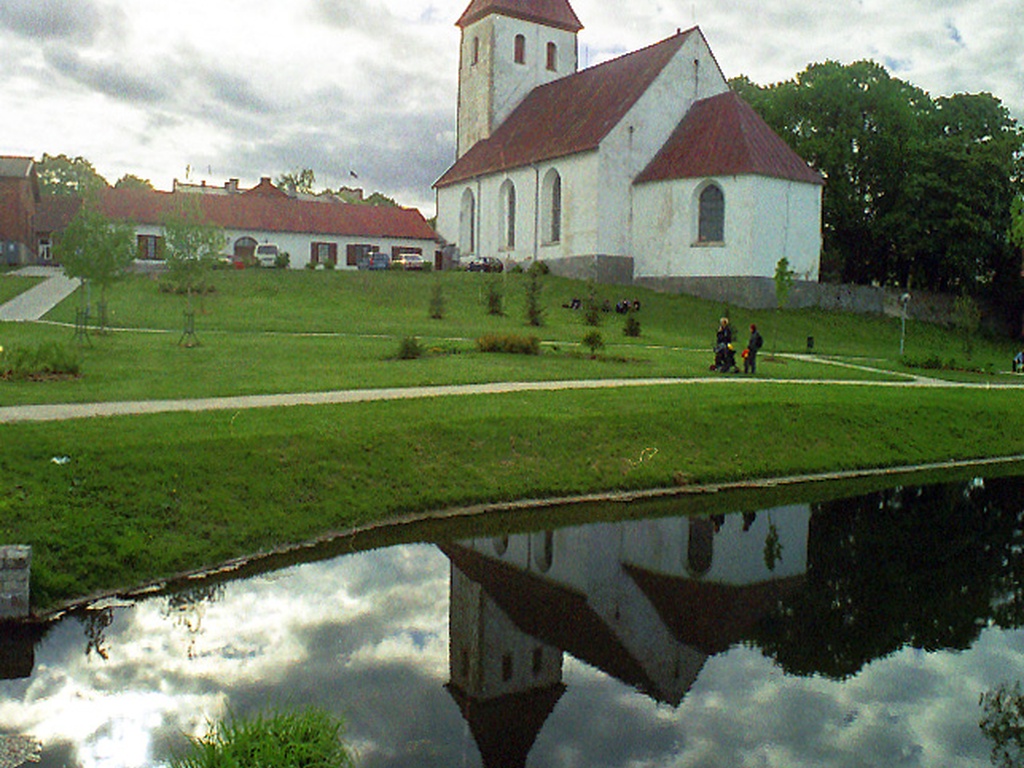 Rakvere, Kolmainu kirik rephoto