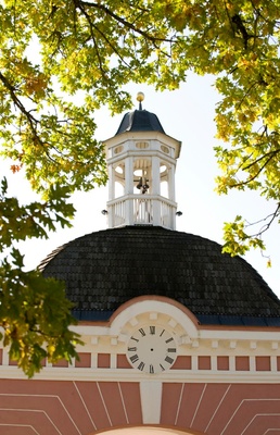 Gates tower of Sagadi Manor rephoto