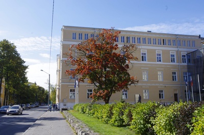 Vanemuise tänav  similar photo