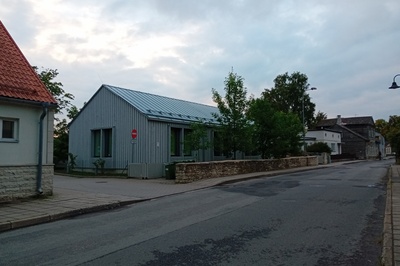 Kuressaare peremajad Tolli ja Kohtu tn nurgal. Arhitektuuribüroo Kavakava, arhitektid Siiri Vallner, Katrin Koov, Kaire Nõmm rephoto
