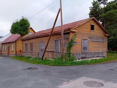 Suur-Sadama 11, Kuressaare 24.04.2023 rephoto