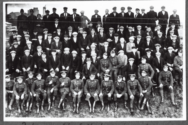 Eesti Vabariigi Scoutspataljoni 2. kompanii noorsõdurid.