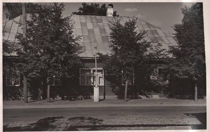 Foto. Fr. R. Kreutzwaldi elumaja. 1959.