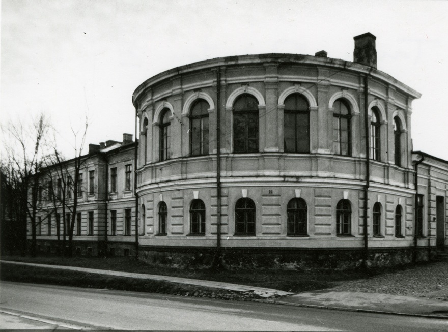 Uus anatoomikum Tartus, vaade hoonele nurgalt. Arhitektid Reinhold Guleke, Rudolf von Bernhardt