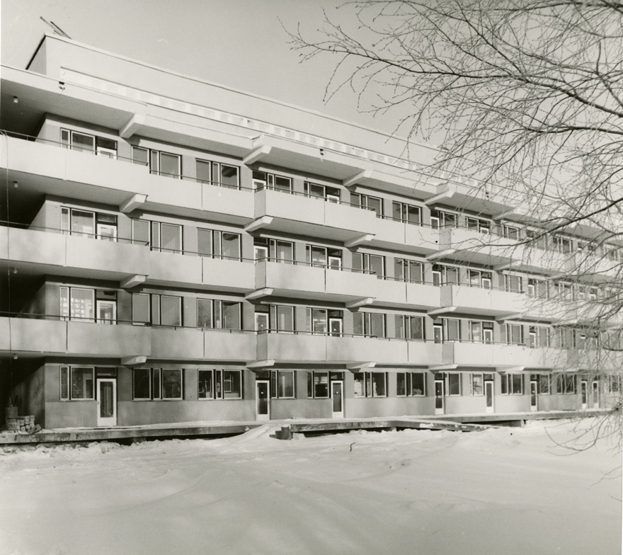 Tartu lastehaigla, vaade palatitele. Arhitekt Harri Kingo